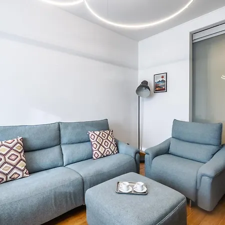 Andrea's Place Apartment *